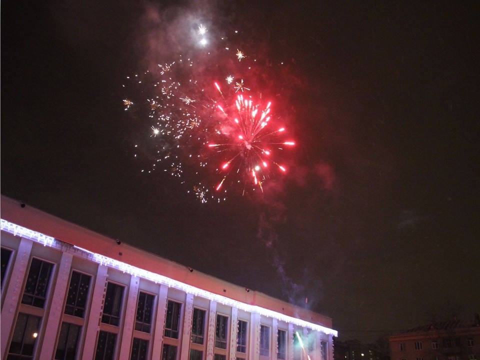 Жители Реутова смогут запускать новогодний салют на четырех площадках города