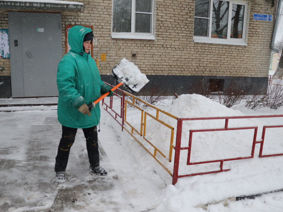 В Электрогорске приведут в порядок скользкие дорожки и тротуары