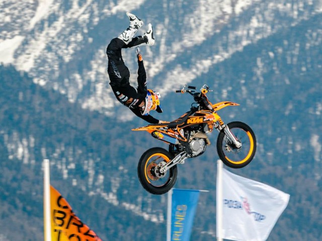 Команда FMX13 выступит в Подмосковье со зрелищными мототрюками