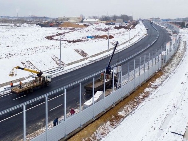 На обходе Малых Вязем на ЦКАД в Подмосковье забетонировали последний участок