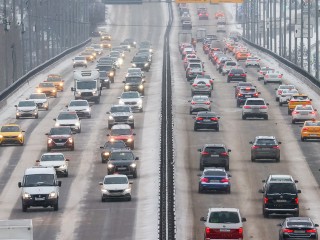 Загруженность трасс Подмосковья утром 3 декабря составила шесть баллов