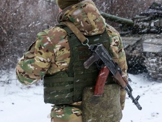 В Подмосковье поддерживают контрактников и их семьи