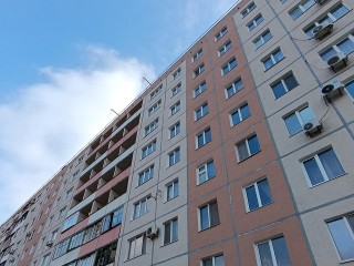 Специалисты Фонда капремонта Подмосковья восстанавливают здание в Мариуполе