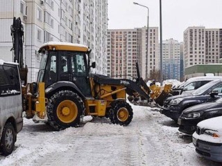 В Балашихе более 1000 дворников устраняют последствия снегопада