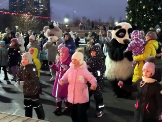 В Центральном парке Реутова детский урок зумбы открыл зимний сезон парков