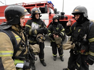 Краснознаменские пожарные и спасатели потренируются на заводе «Георгиевский»