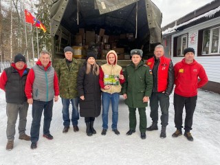 Гуманитарную помощь в Курскую область собрали школы и ЦДПМ из округа