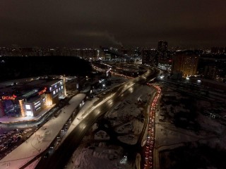 Водителей в Подмосковье предупредили о временном смещении часа пик