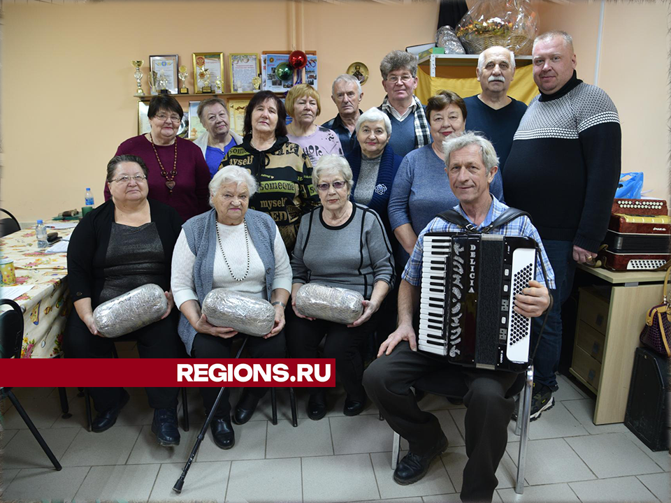 Музыканты из Лотошина передали маскировочные сети для бойцов в зону СВО