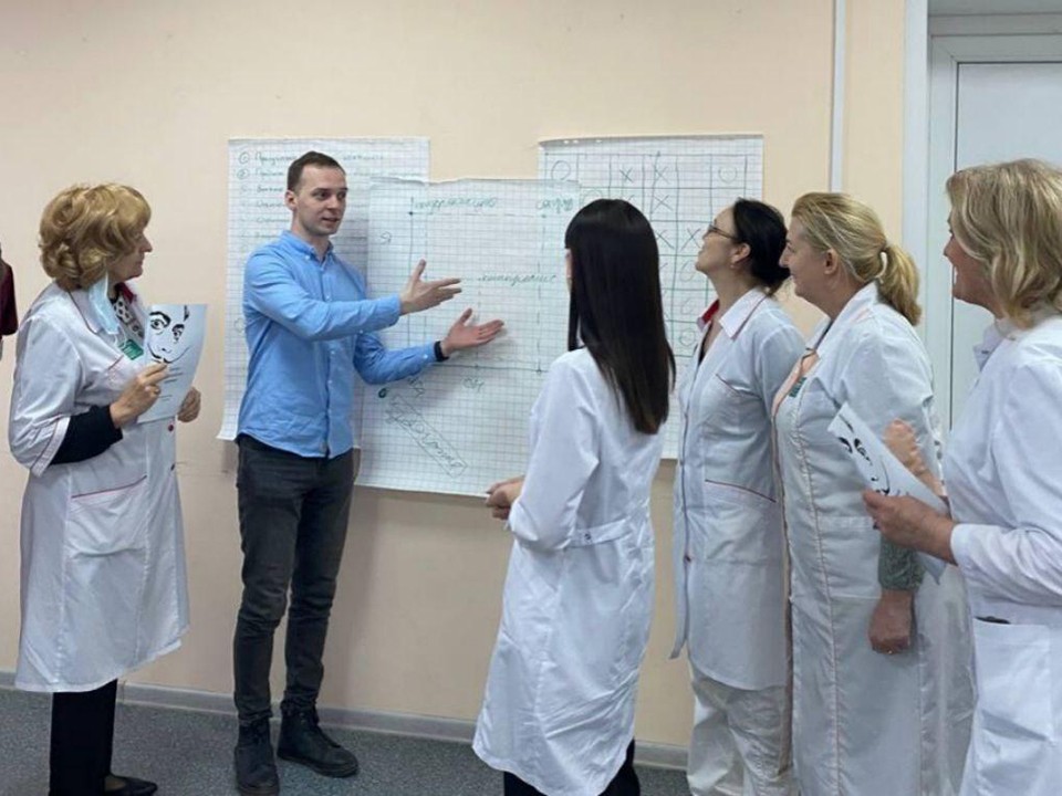 Клинских медиков научили без конфликтов решать спорные ситуации с пациентами