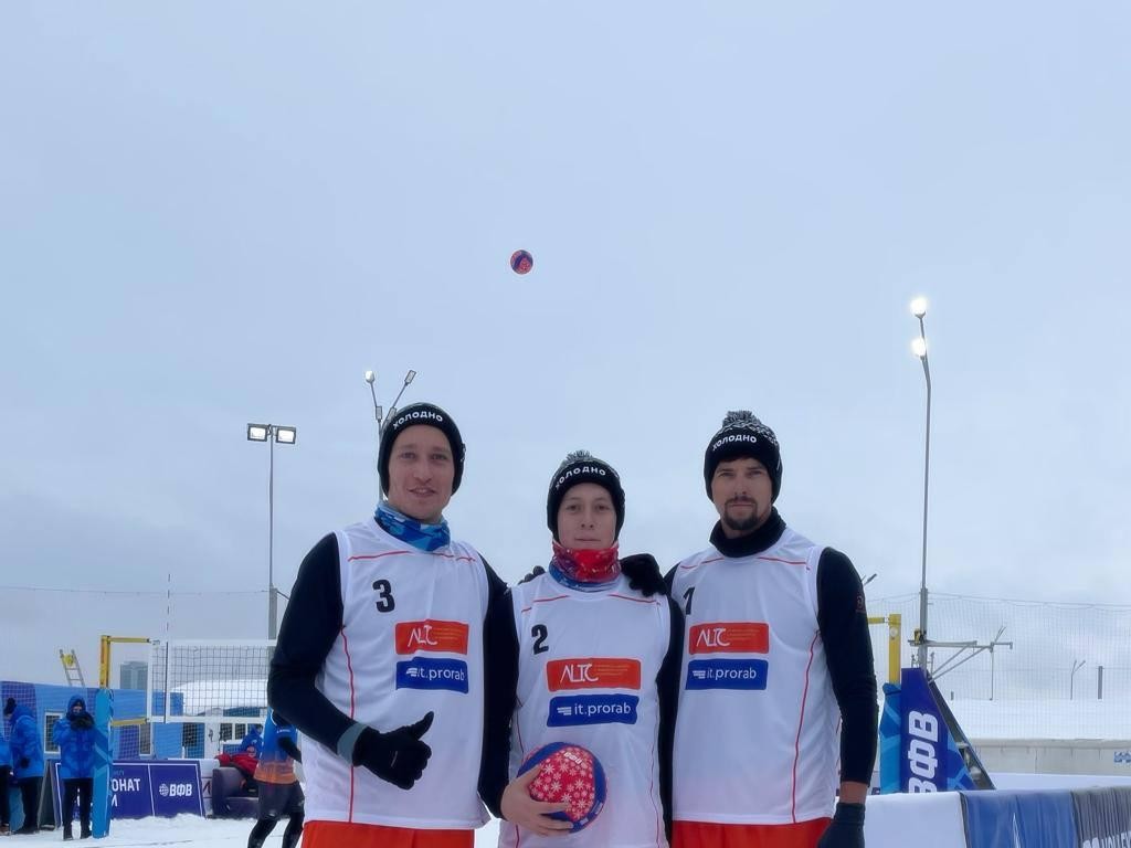 Спортсмены из Реутова примут участие в чемпионате России по волейболу на снегу