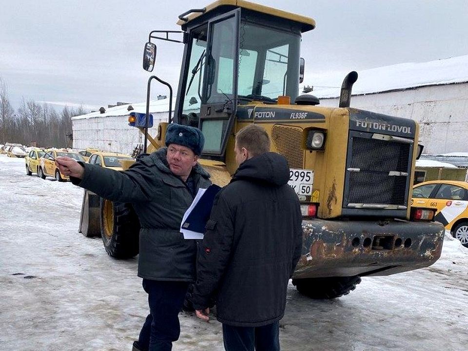 В Подмосковье стало на 239 трактористов  больше