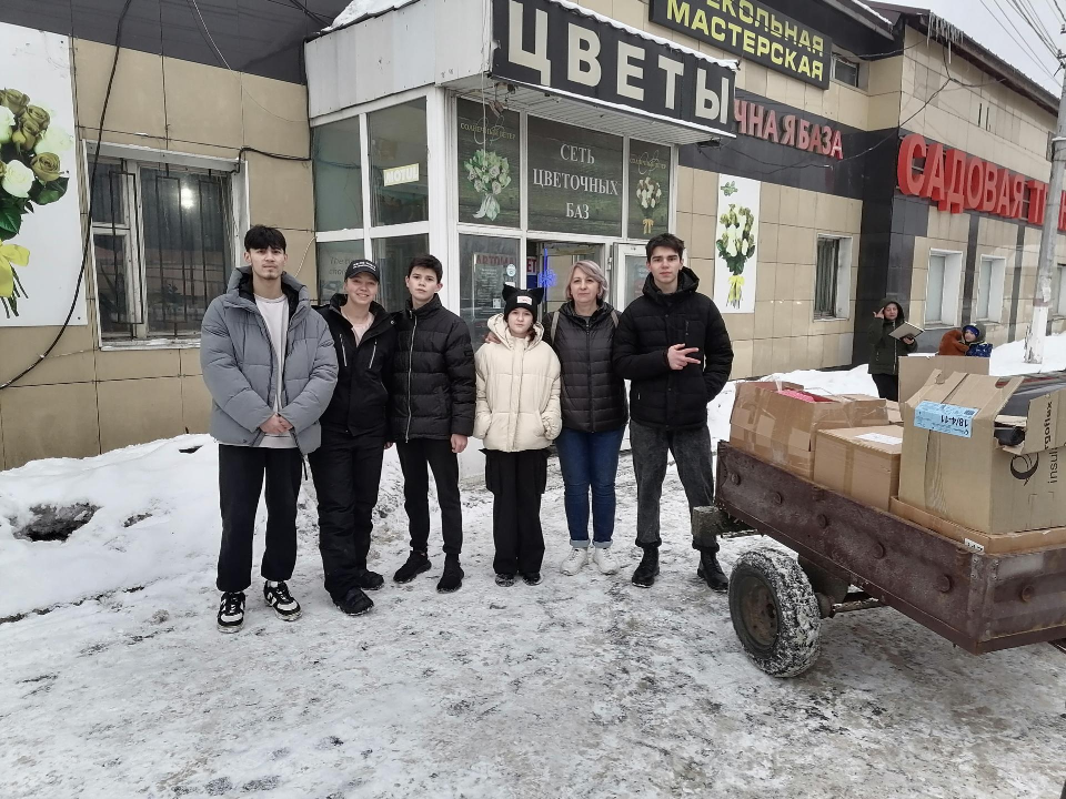 Студенты помогли благотворительной организации «Рука помощи» переехать в новое помещение