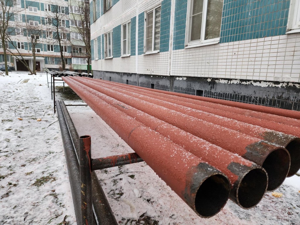 В наукограде завершается ремонт трубопровода в двух многоквартирных домах