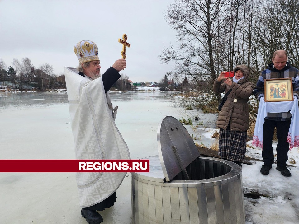 Настоятель храма в Здехове освятил природный источник