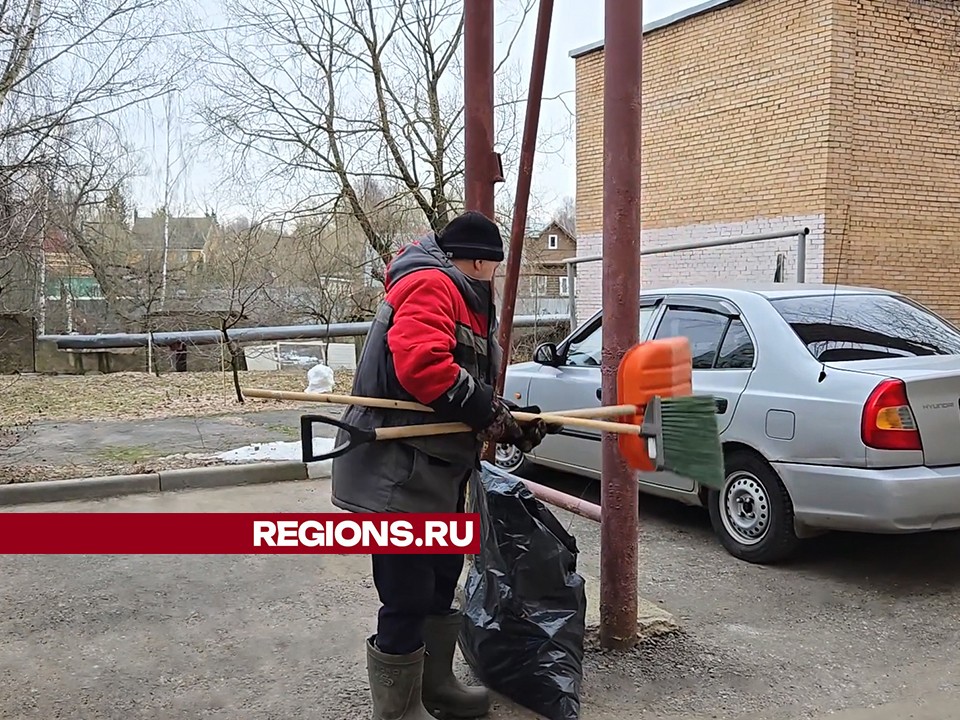 Коммунальщики Власихи занялись весенними работами в январе