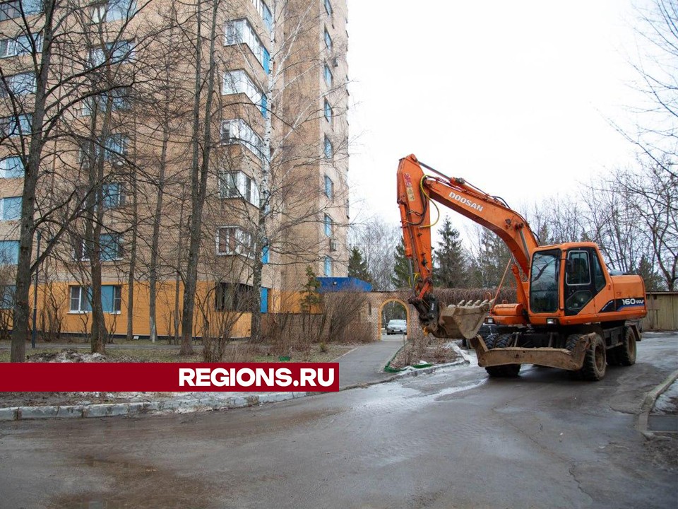 Сети холодного водоснабжения обновляют в Звездном городке