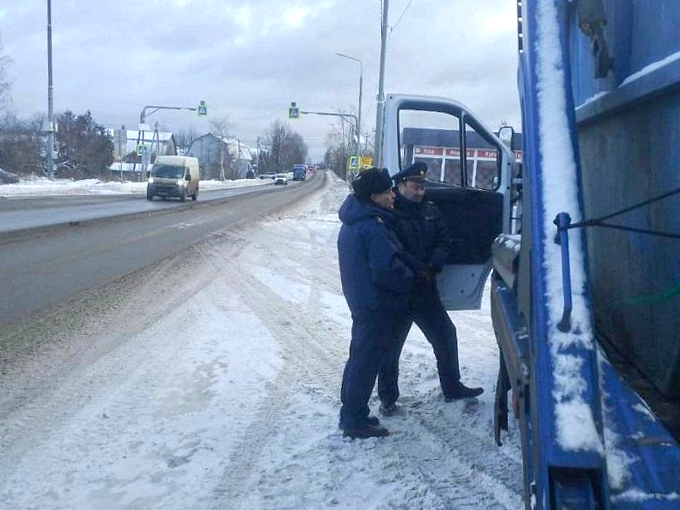 За незаконный сброс строительного мусора компанию оштрафовали на 300 тысяч рублей