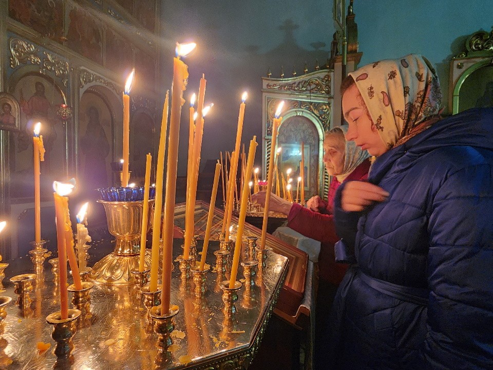 В Крещенский сочельник в храме Протвина прошло всенощное бдение