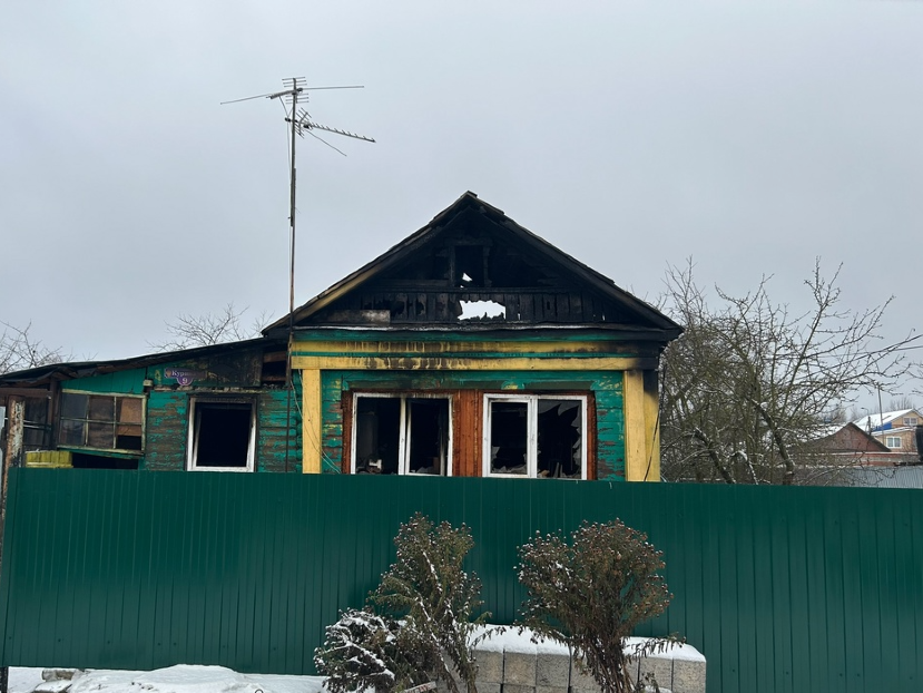 Мужчина сгорел заживо при пожаре в Павловском Посаде, семье нужна помощь