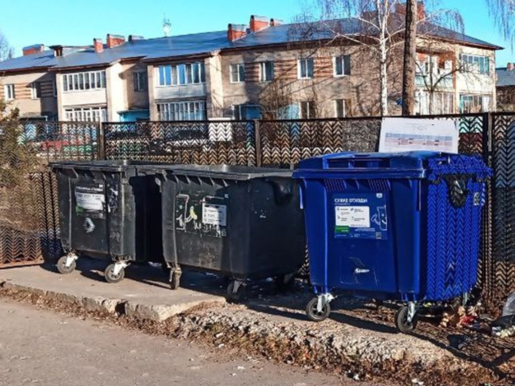 На восьми площадках в округе заменили контейнеры за неделю и на двух добавили