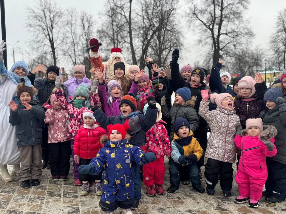 «Рождественские встречи» для детей организовали в ДК «Октябрь» 7 января