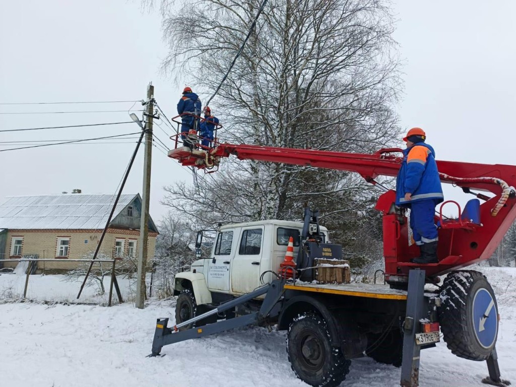 Дома в «Любаве-2» подключат к свету к полудню понедельника