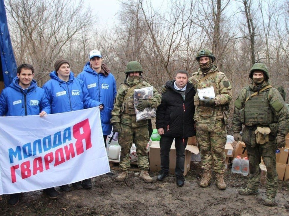 Волонтеры из Балашихи привезли дрова и медикаменты в зону СВО