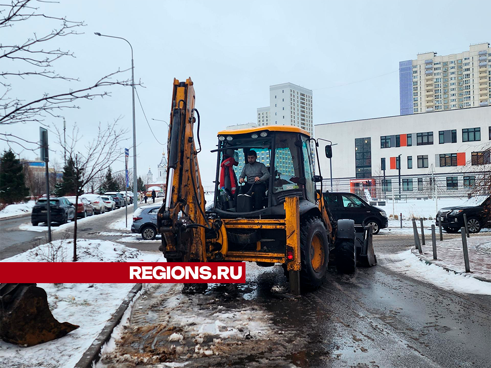 Специалисты ТСК восстановили теплосети на пяти улицах Химок