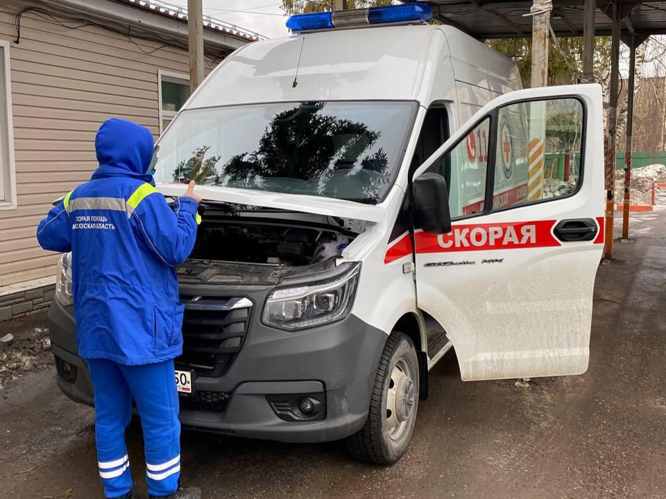 Подстанция скорой помощи в Нахабине получила новый автомобиль с современным оборудованием