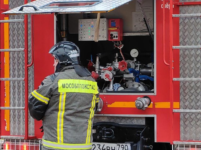 Квартира загорелась в жилом доме в Супонево