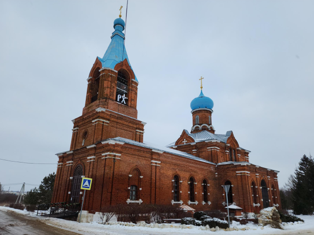 В храме Успения Пресвятой Богородицы в Рожново ждут прихожан для встречи Рождества