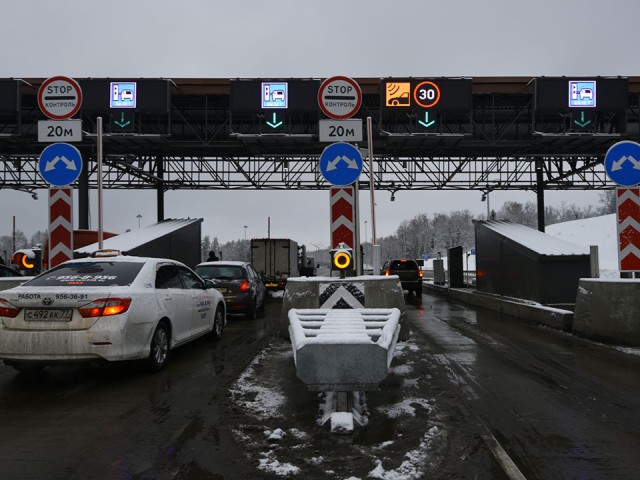 На трассе М-11 от Москвы до Солнечногорска выросли цены на разовые поездки