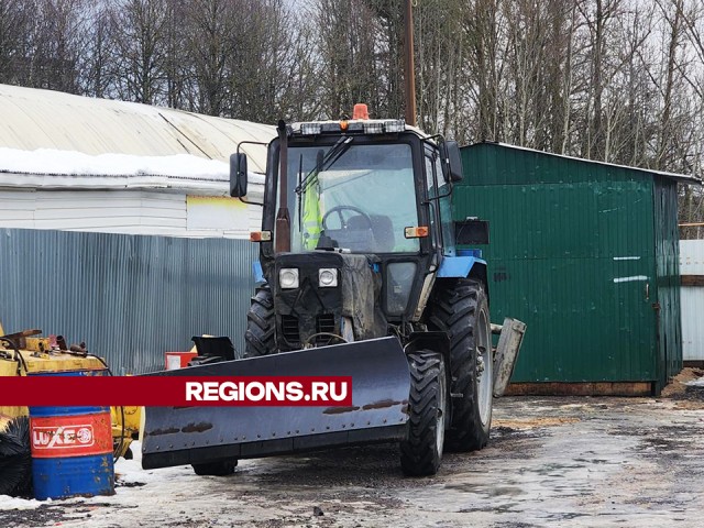 В Каринском обустроили новую стоянку для снегоуборочной техники