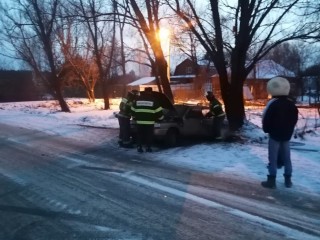 Отечественный автомобиль загорелся в Кошелевке