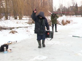 Выход на лед пруда запрещен в Реутове из-за особой опасности