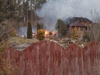 Пожар в дачном доме произошел в одном из СНТ городского округа Ступино