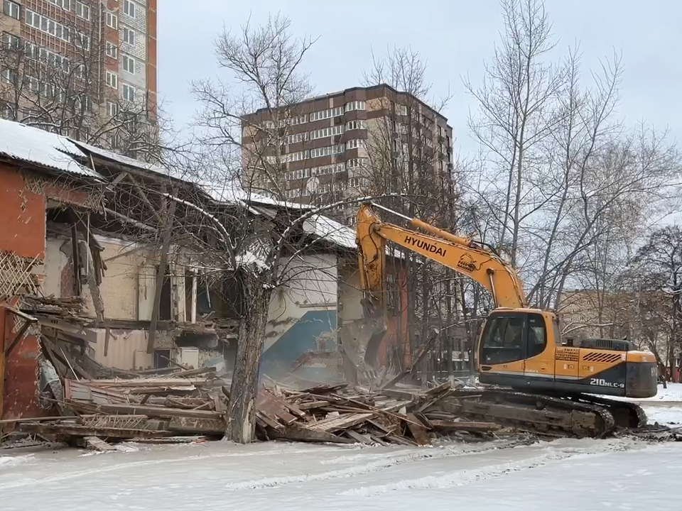 Новый сквер и парковку построят на месте аварийных бараков в Ступине летом