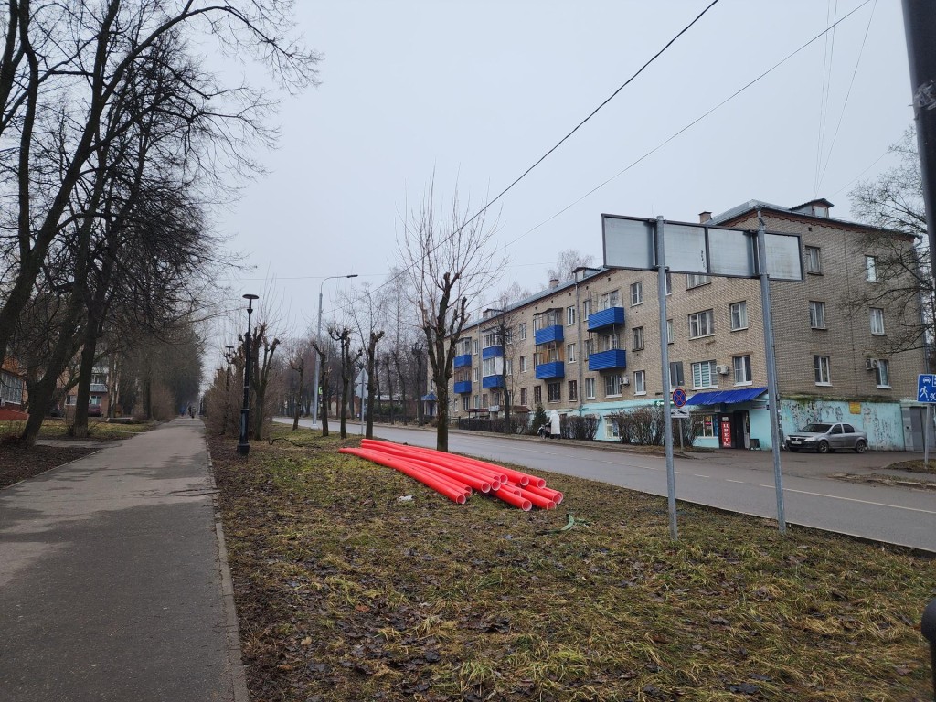 В Пущине обновляют электросети на бульваре имени Академика Иерусалимского