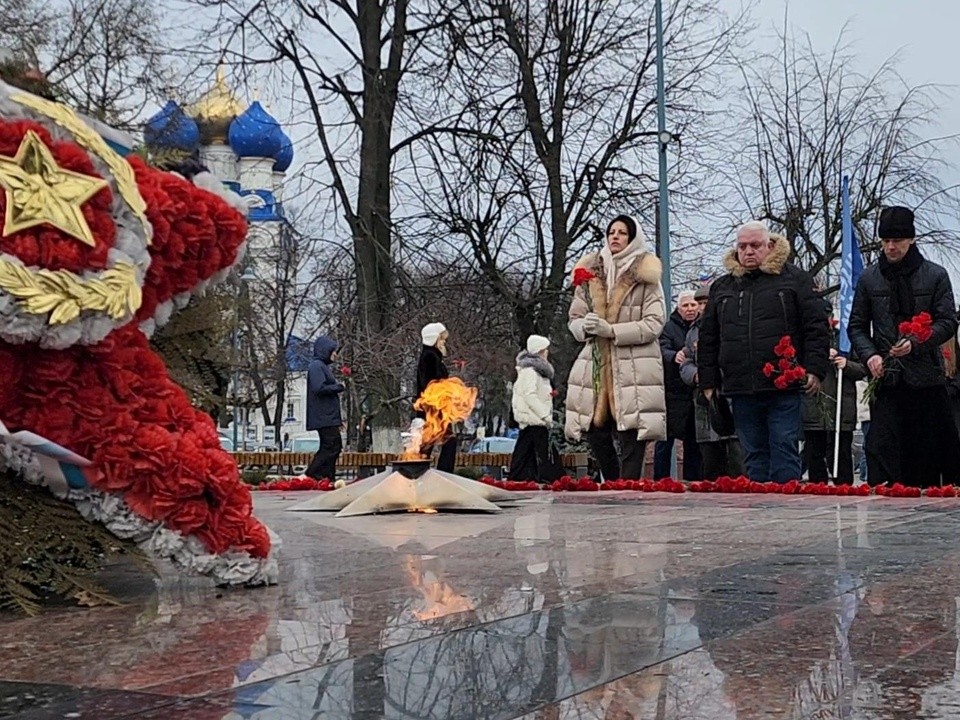 «Горела не только земля, но и Волга»: в Бронницах состоялся митинг в честь годовщины победы в Сталинградской битве