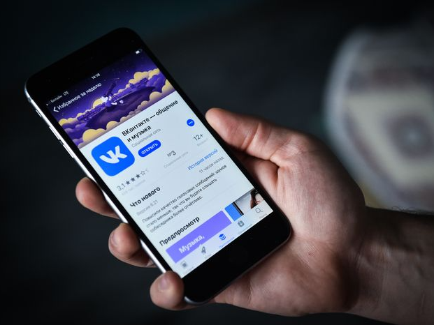 Блогерам с YouTube и TikTok напомнили, как избежать блокировки канала