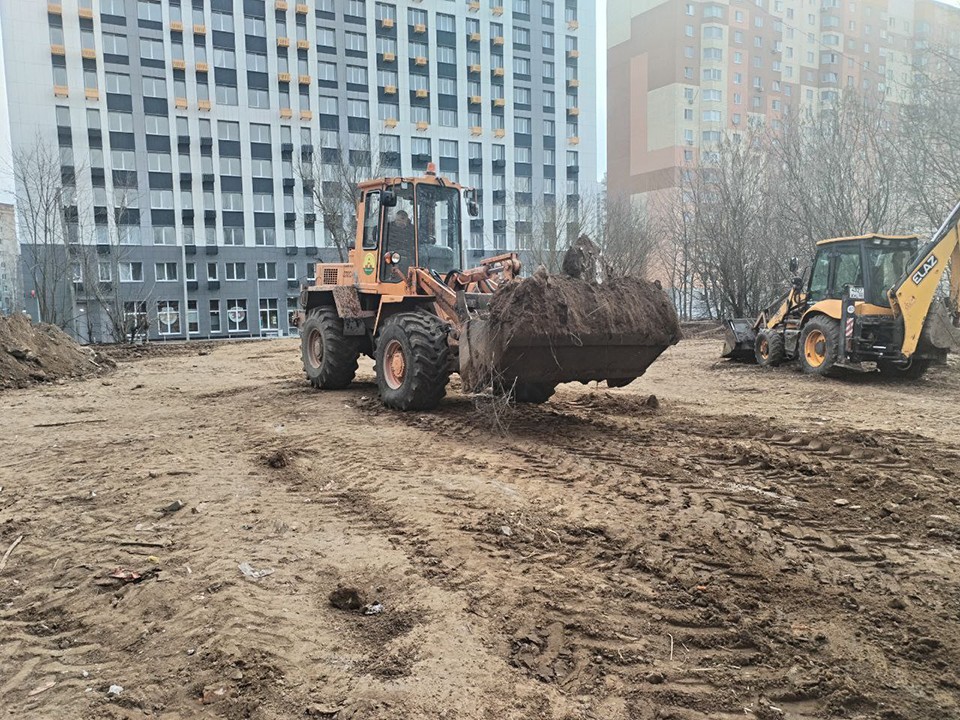 Площадку возле новостройки разровняли в Красноармейске