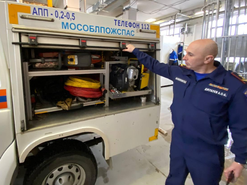 Стать пожарным за три месяца: экскурсию по части спасателей провели в Красногорске