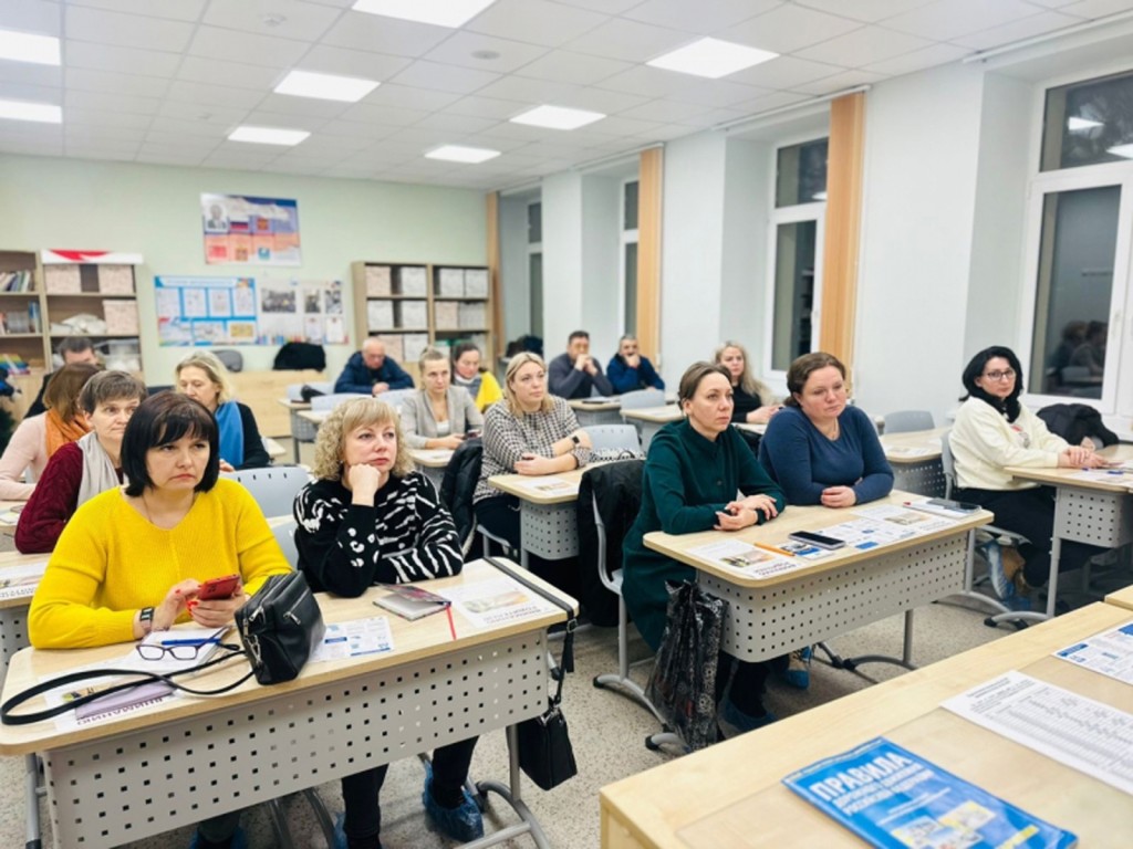 Полиция пришла на родительское собрание в одну из школ Ступина