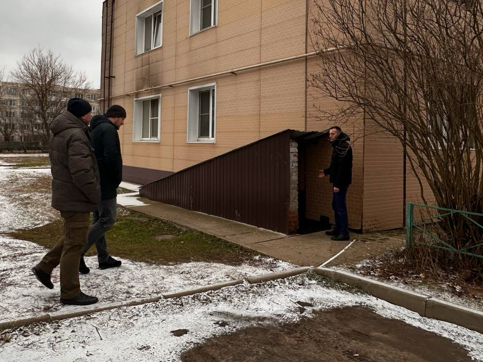 Подвал дома в Новом Быту осушат от стоячей воды