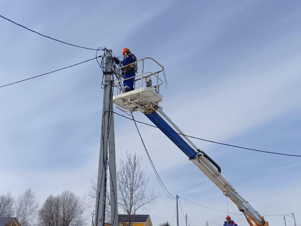 Электричество в деревне Соколова Пустынь вернут к пяти вечера 11 февраля