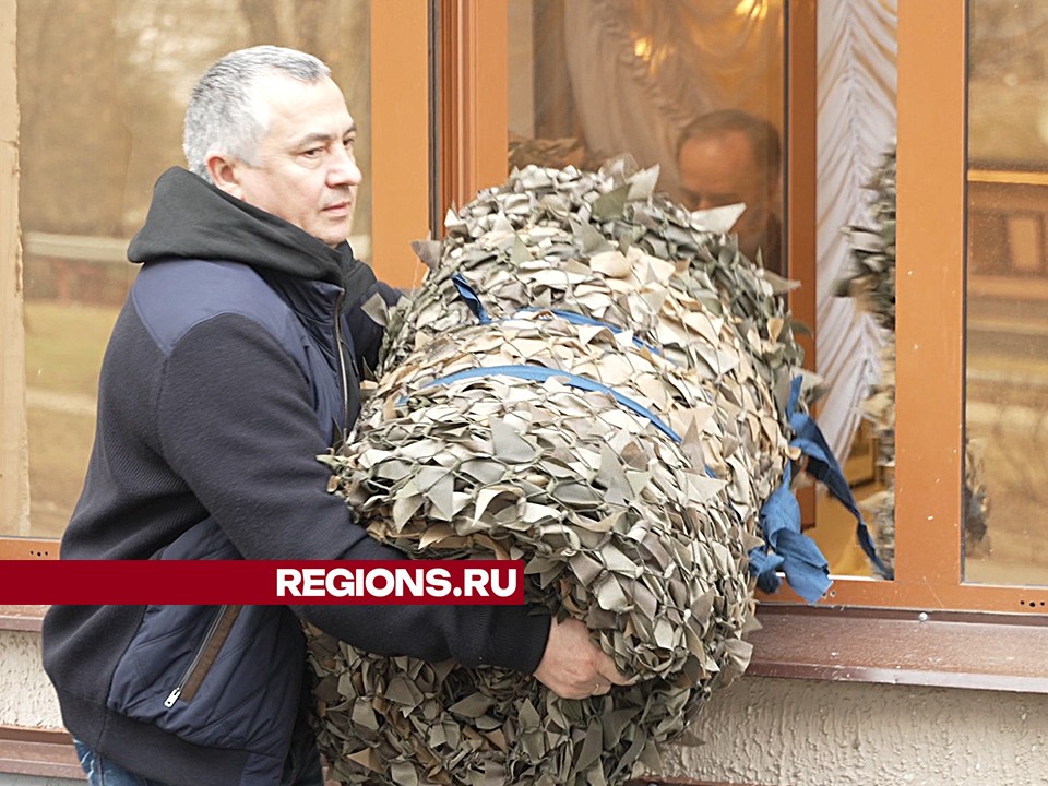 Маскировочные сети, нашлемники и накидки передали в зону СВО из Власихи