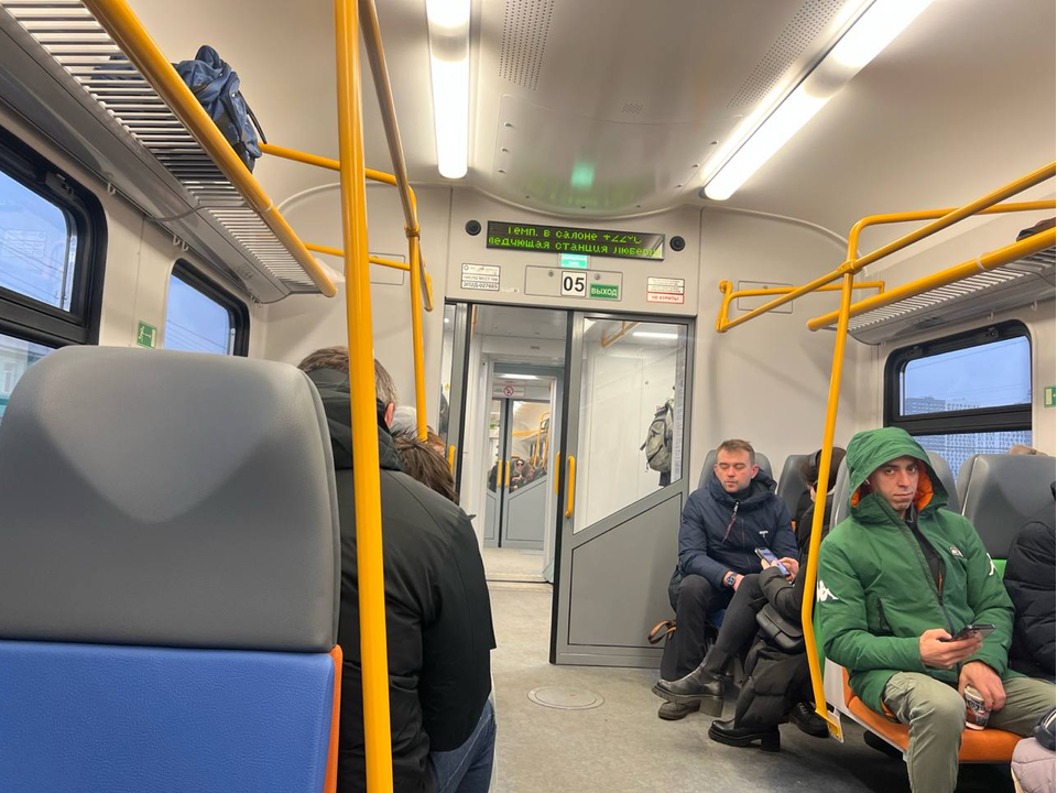 На МЦД-3 электрички едут с опозданием до 20 минут