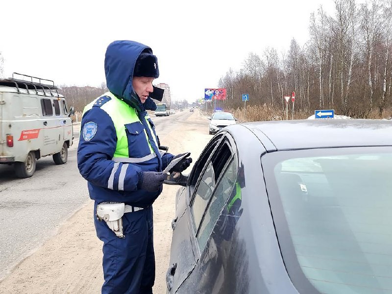 Поездка на машине без тахографа может грозить водителю крупным штрафом