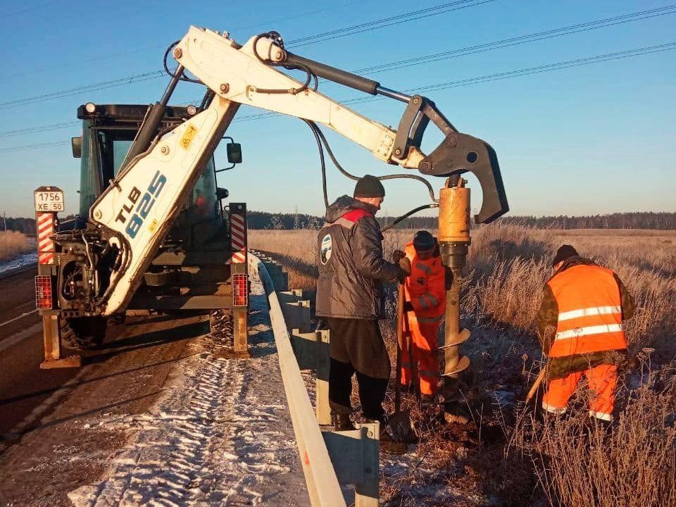 Ремонт дорожных ограждений провели в Мытищах, Подольске и еще четырех округах МО